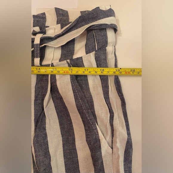 NWT Piazza Italia Woman’s Striped Tie-Front Pants Size Medium - Picture 4 of 7